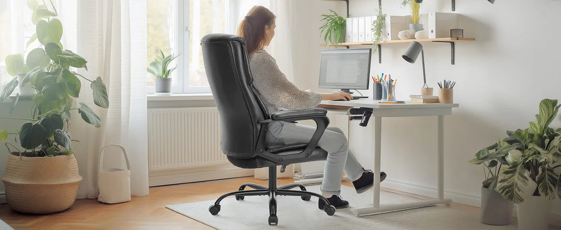 White PU Leather Swivel Armrest Gaming Chair with Wheels