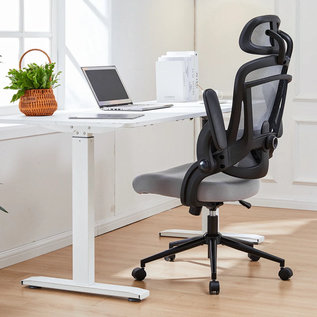Ergonomic Mesh Office Chair with Flip-Up Arms