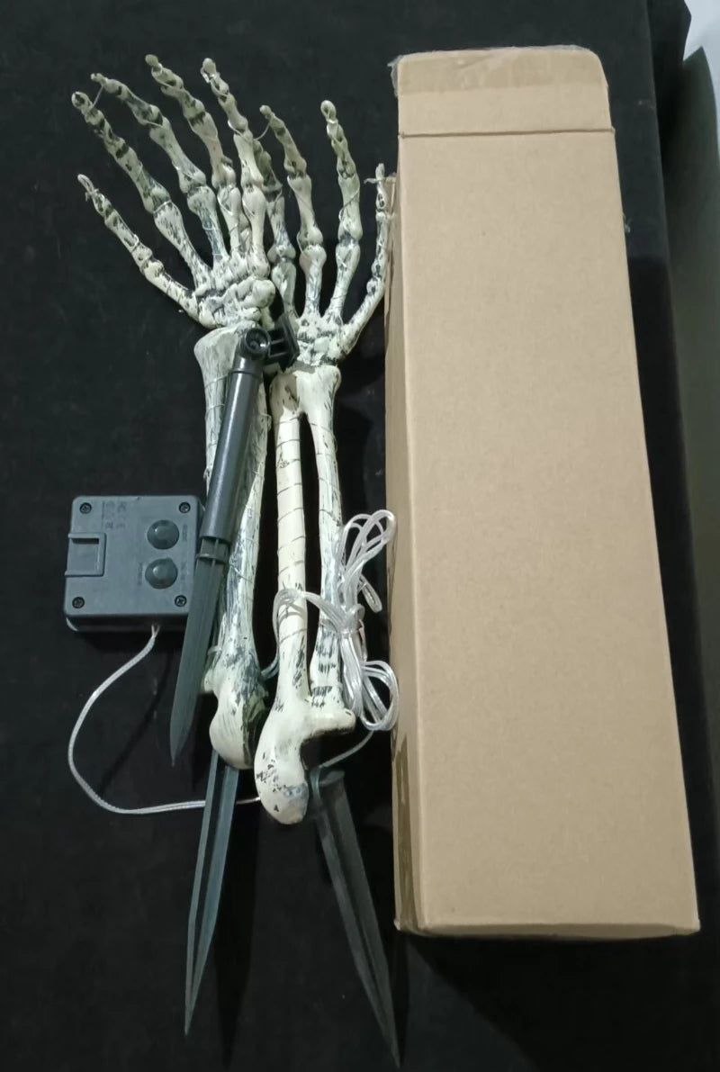 2PC Halloween Solar Garden Lights Outdoor Waterproof Ghost Hand LED Stake Lights Horror Atmosphere Decoration Lamp  For Festival