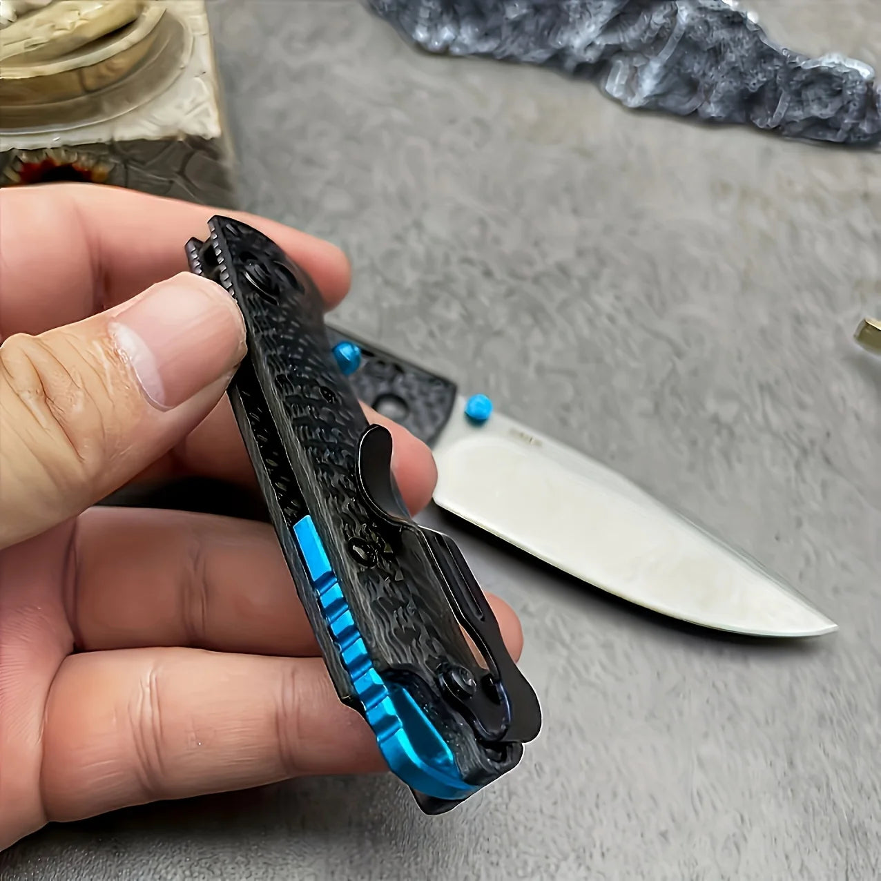 BM 535 Folding Knife S35V Blade Carbon Fiber Handle