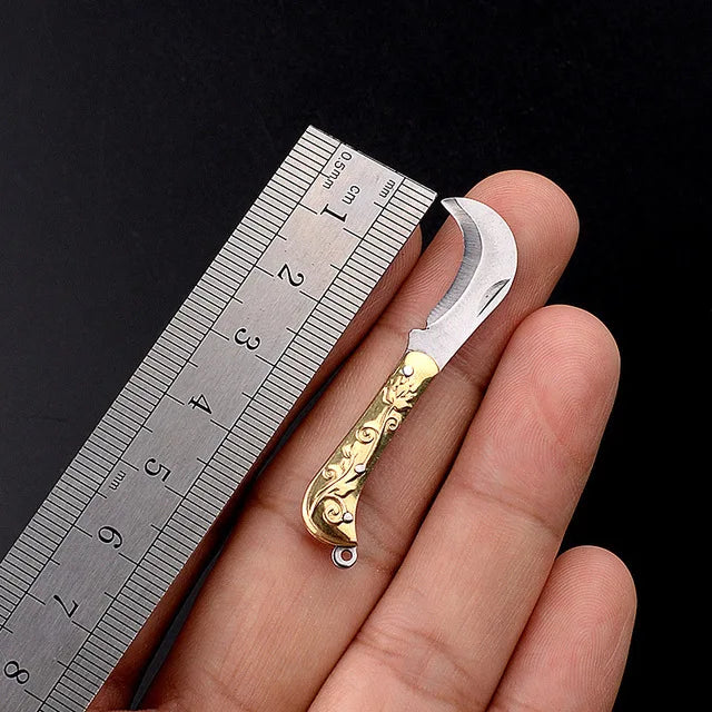 Mini Brass Folding Knife Keychain - EDC Survival Cutter